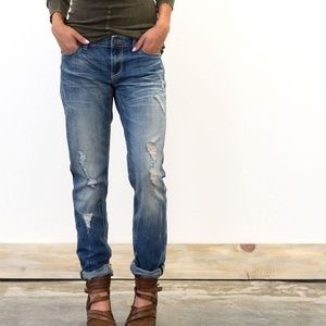Buckle Black
Fit No. 256 Boyfriend Jean